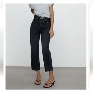 ZARA The Bliss Straight Jeans Women's Size 4 Black High Rise 5-Button Closure